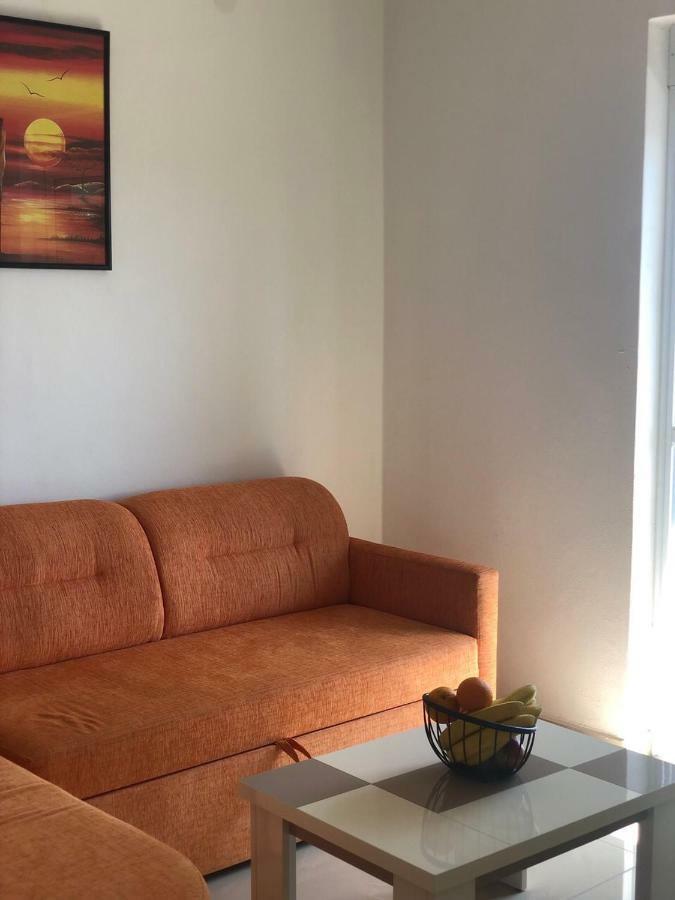 Apartmani Dini Ulcinj Eksteriør bilde