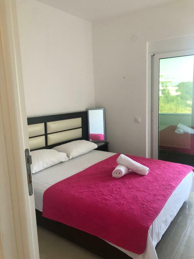 Apartmani Dini Ulcinj Eksteriør bilde